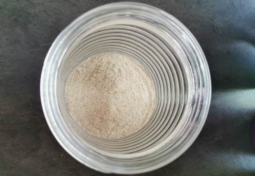 How to Keep Bugs out of Flour or Cornmeal? Storage Box Reviews